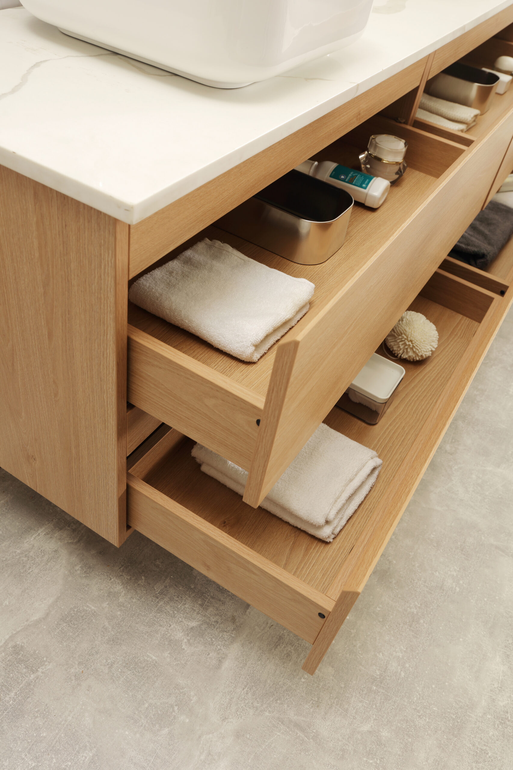 Edge 1800 Wall Hung Vanity - Natural Oak - Image 5