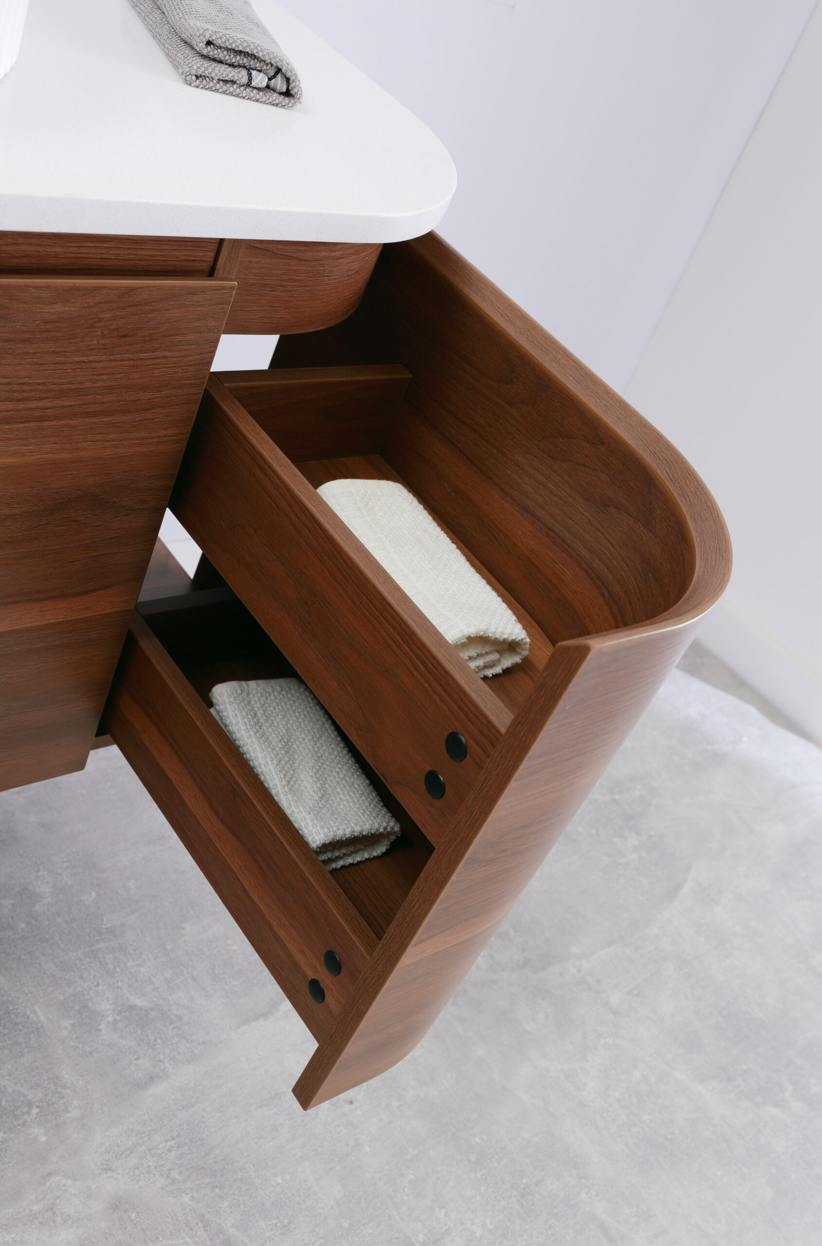 Milan 900mm Wall Hung Vanity - Mocha Oak - Image 6