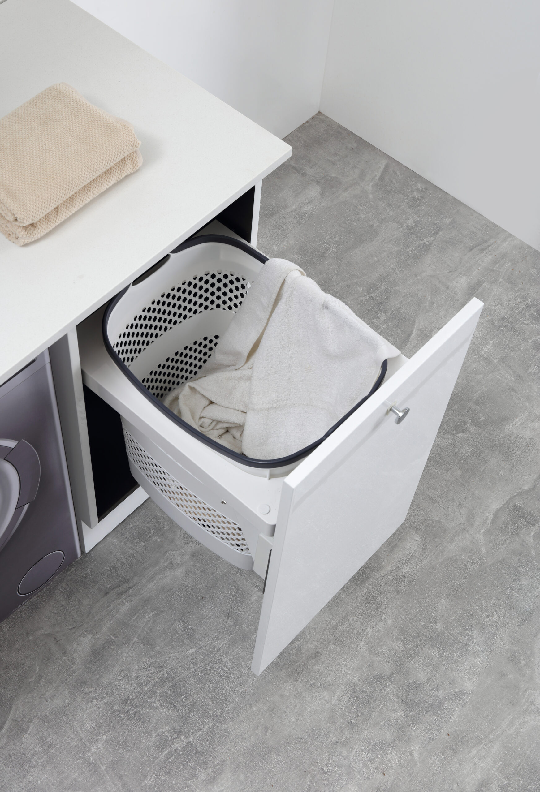 450mm Laundry Base Cabinet with Basket - Gloss White - Image 2